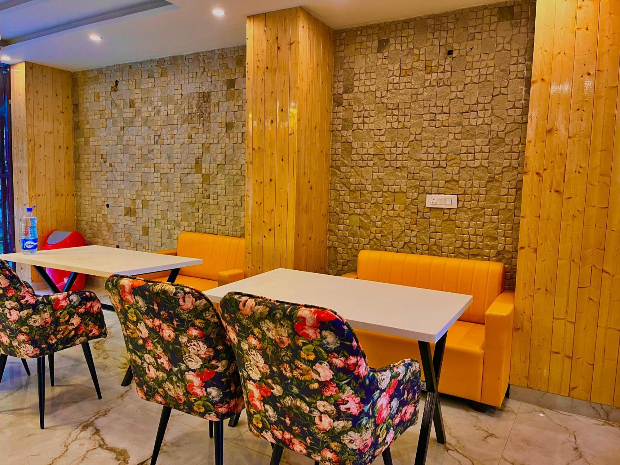 Hotel Hill View, Mussoorie - Near Jw Marriott Mussoorie, M 77377-32479 Екстер'єр фото