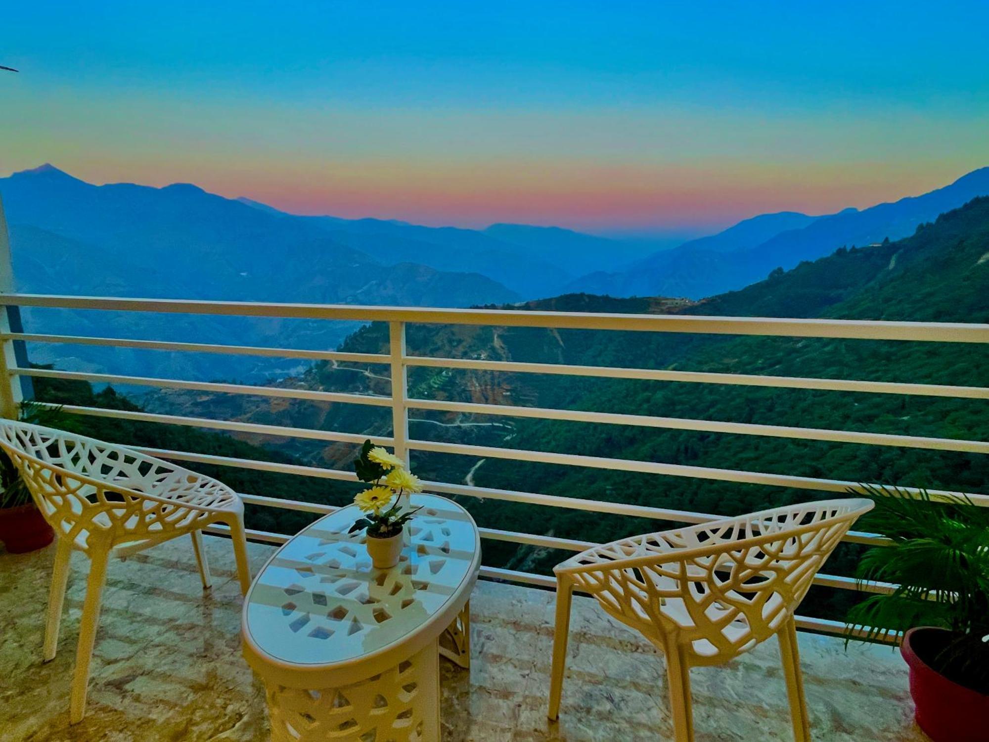 Hotel Hill View, Mussoorie - Near Jw Marriott Mussoorie, M 77377-32479 Екстер'єр фото